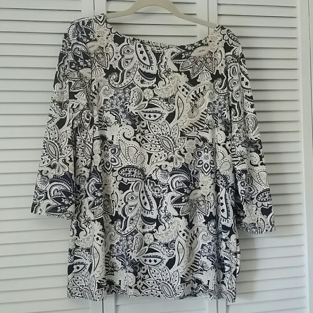 Charter Club blue and tan paisley carer top